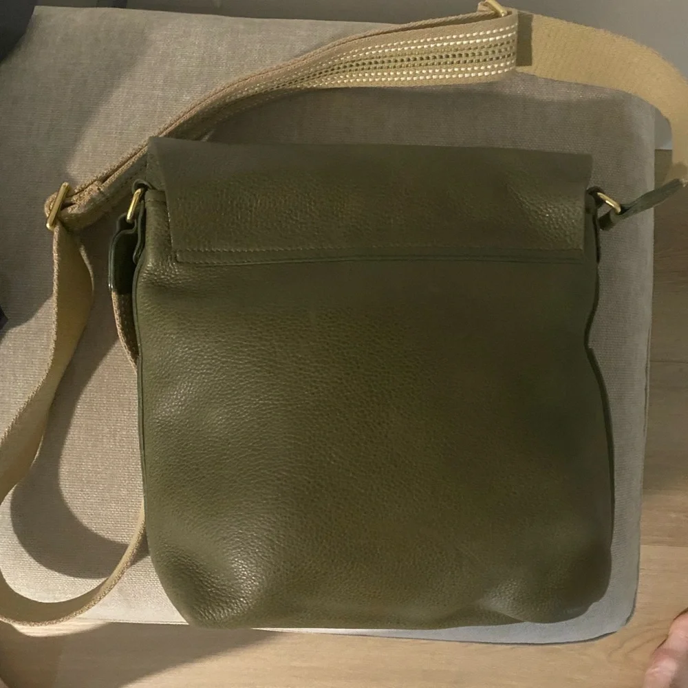 GiGi New York Olive Crossbody Bag